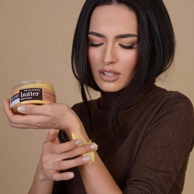 Crema corpo Cuccio Naturale Milk & Honey 226g